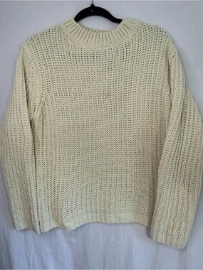 Ashley By 26 International Cream Chunky Crew Neck Sweater L
